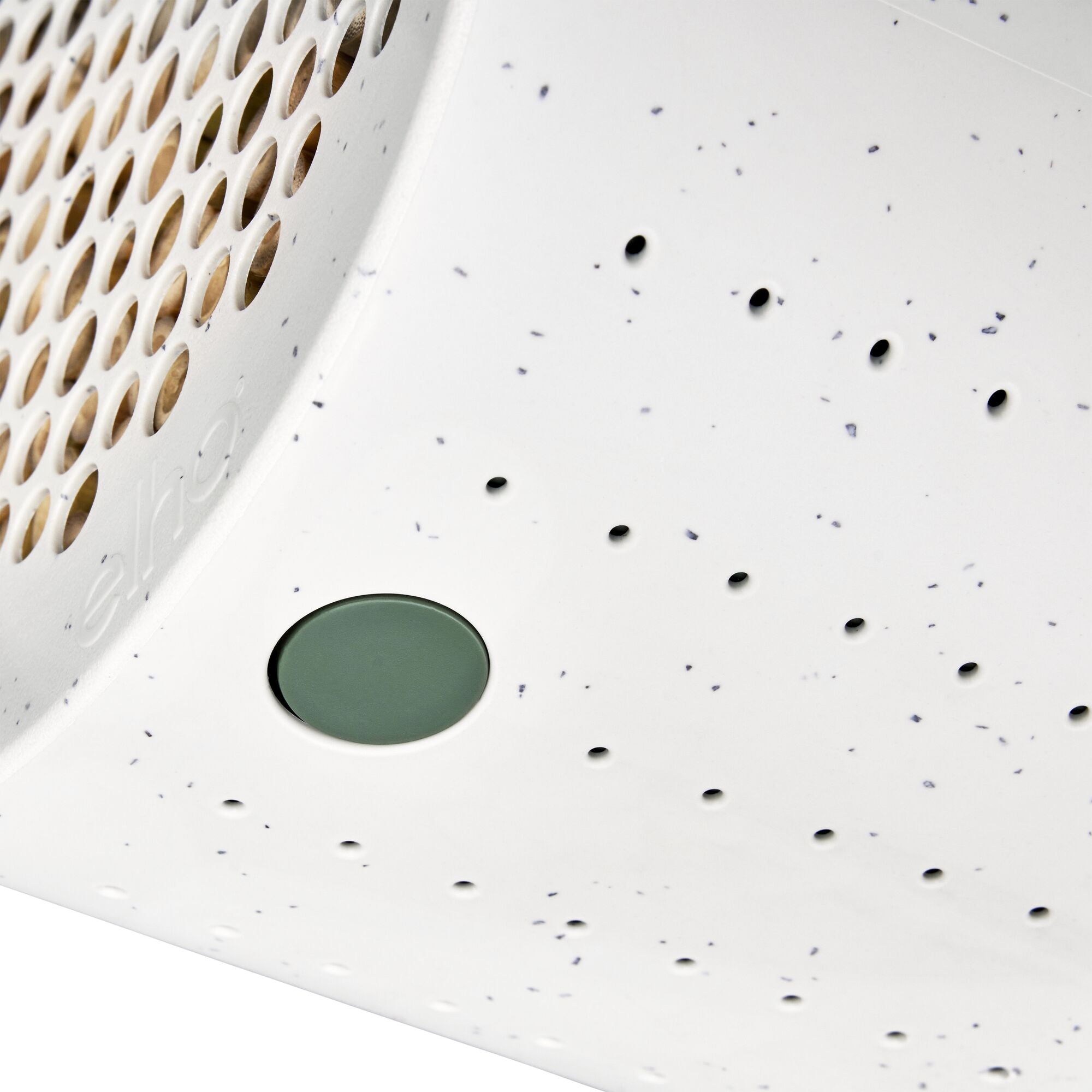 Elho Bienenhotel essential 18cm faseriges grau